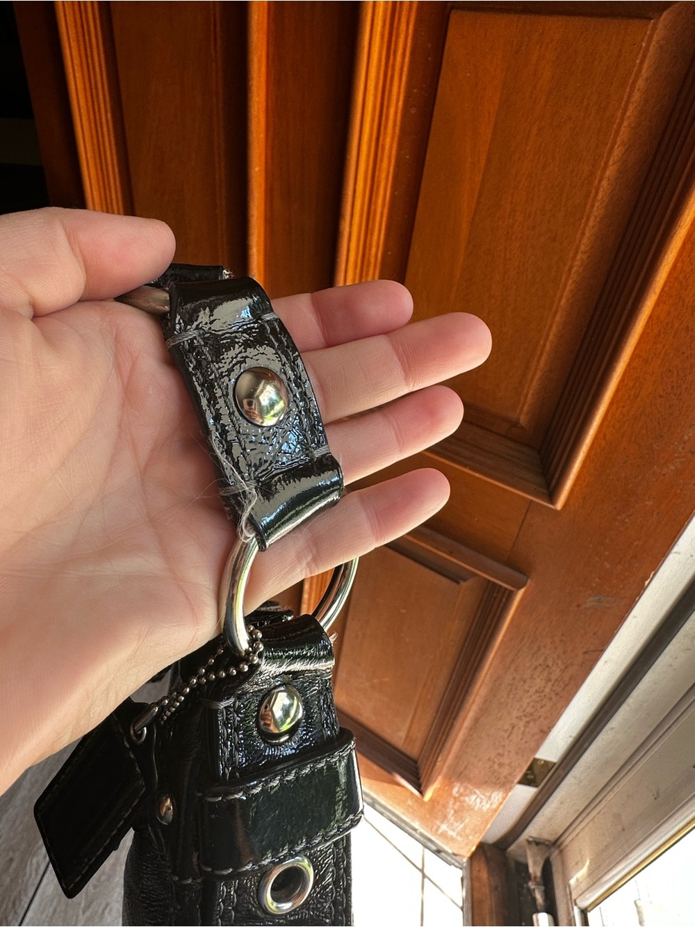 Coach black patent leather shoulder bag - Picture 3 of 6
